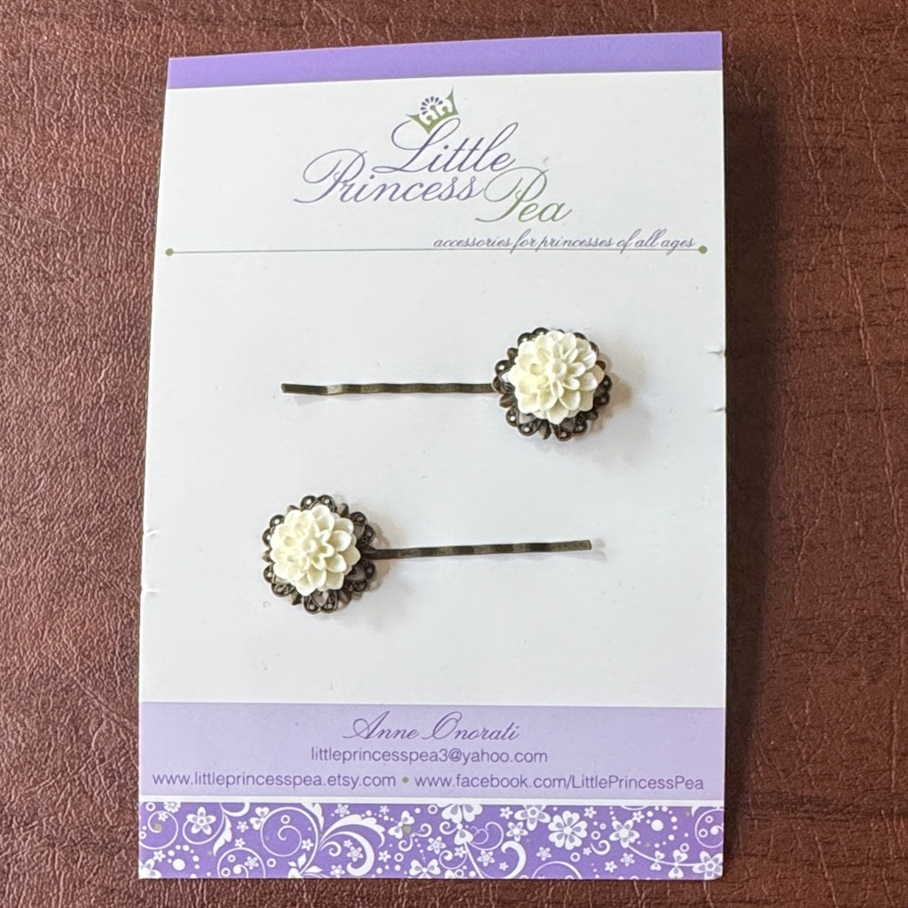White Floral Hair Clips